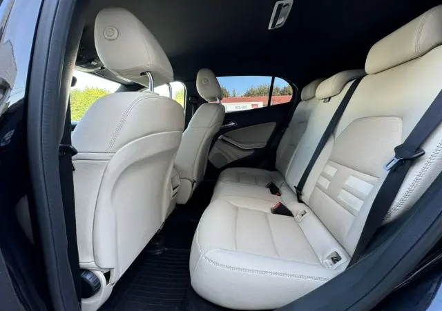 MERCEDES-BENZ GLA 180 (CDI) d