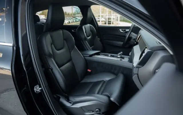 VOLVO XC 60 B4 D Geartronic Inscription