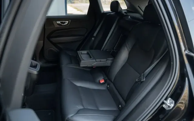 VOLVO XC 60 B4 D Geartronic Inscription