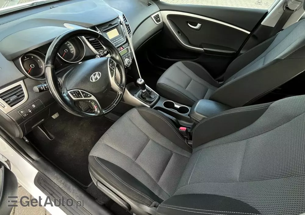 HYUNDAI I30 1.6 CRDi Comfort