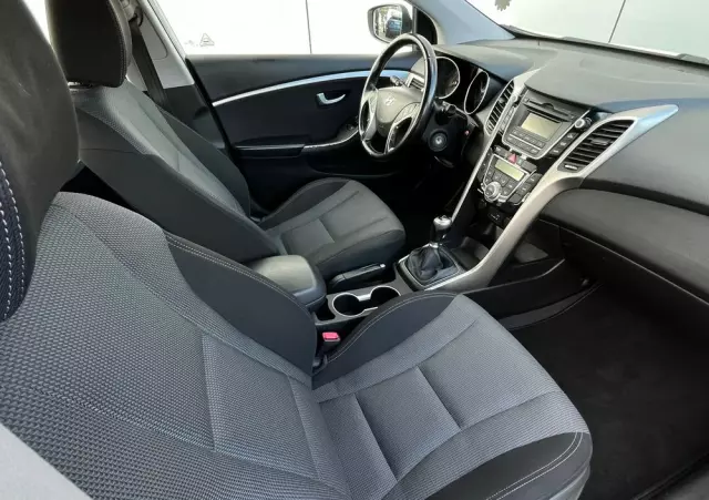 HYUNDAI I30 1.6 CRDi Comfort