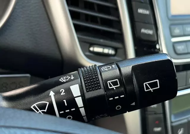 HYUNDAI I30 1.6 CRDi Comfort