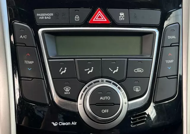 HYUNDAI I30 1.6 CRDi Comfort