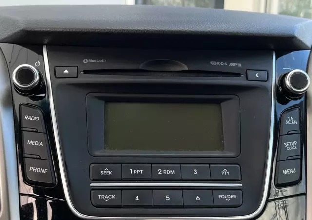 HYUNDAI I30 1.6 CRDi Comfort