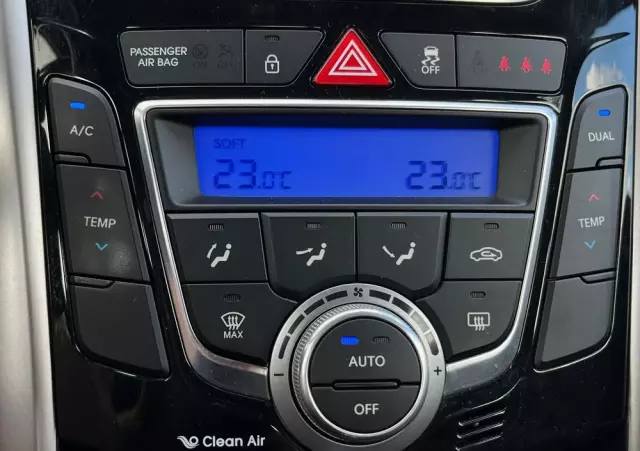 HYUNDAI I30 1.6 CRDi Comfort