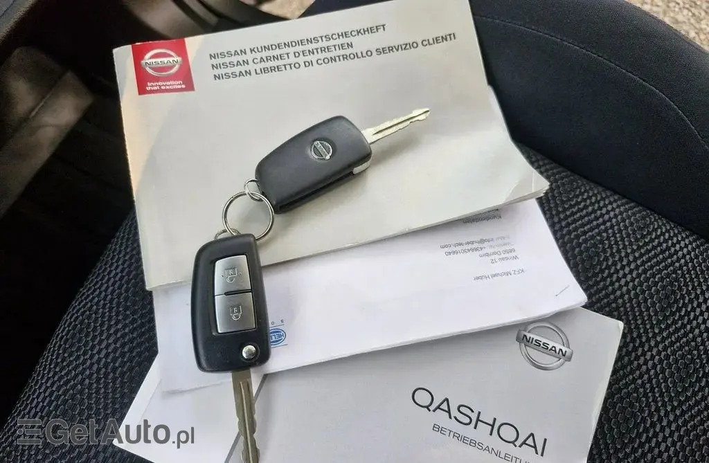 NISSAN Qashqai 