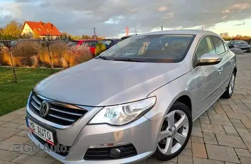 VOLKSWAGEN Passat CC 