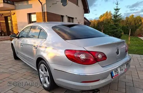 VOLKSWAGEN Passat CC 