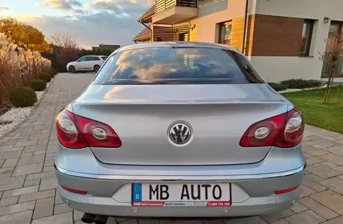 VOLKSWAGEN Passat CC 