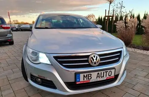 VOLKSWAGEN Passat CC 