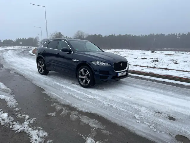 JAGUAR F-Pace 