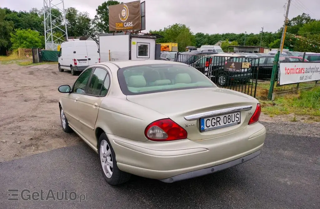 JAGUAR X-type 