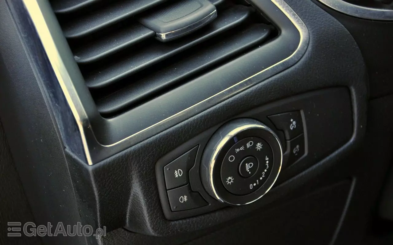 FORD S-Max 2.0 EcoBlue Titanium