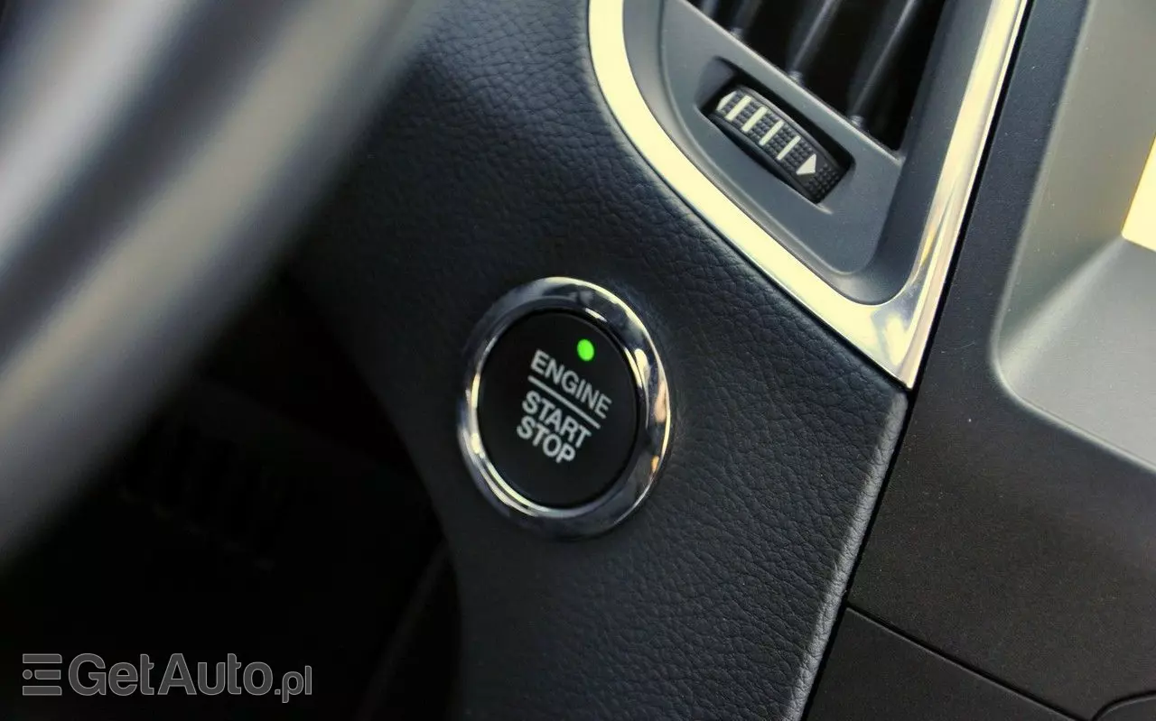 FORD S-Max 2.0 EcoBlue Titanium