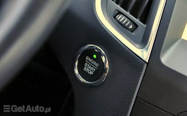 FORD S-Max 2.0 EcoBlue Titanium