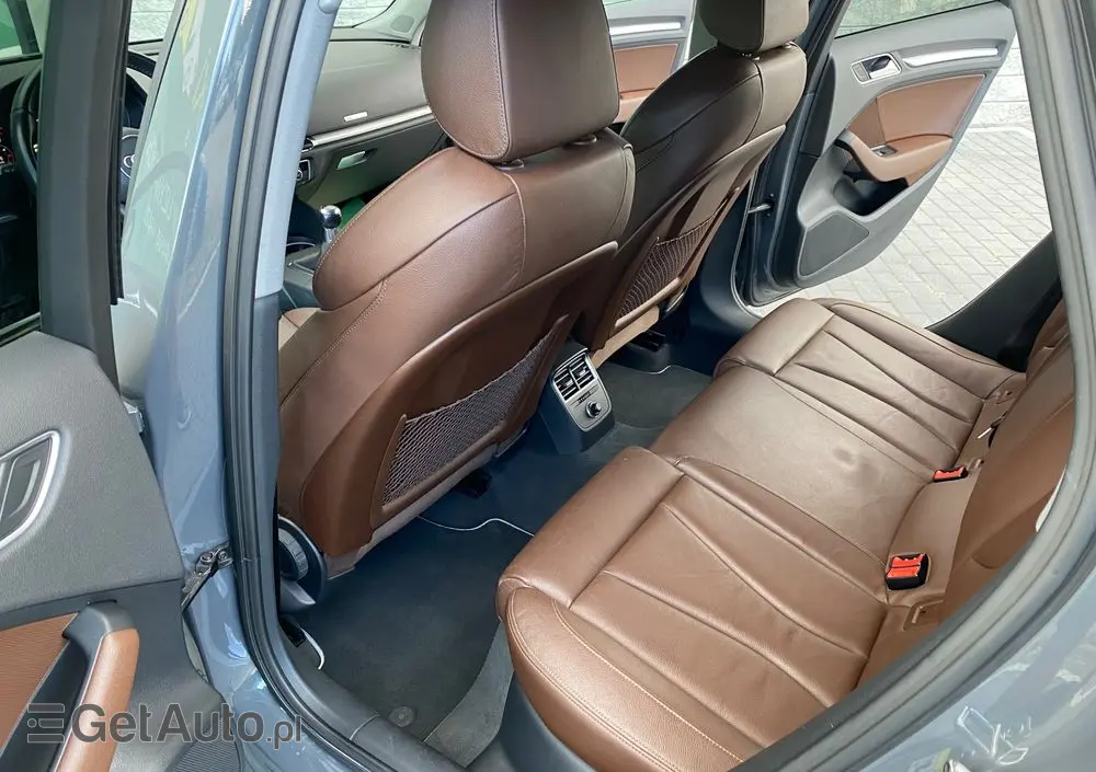 AUDI A3 Sportback 1.6 TDI ultra Attraction