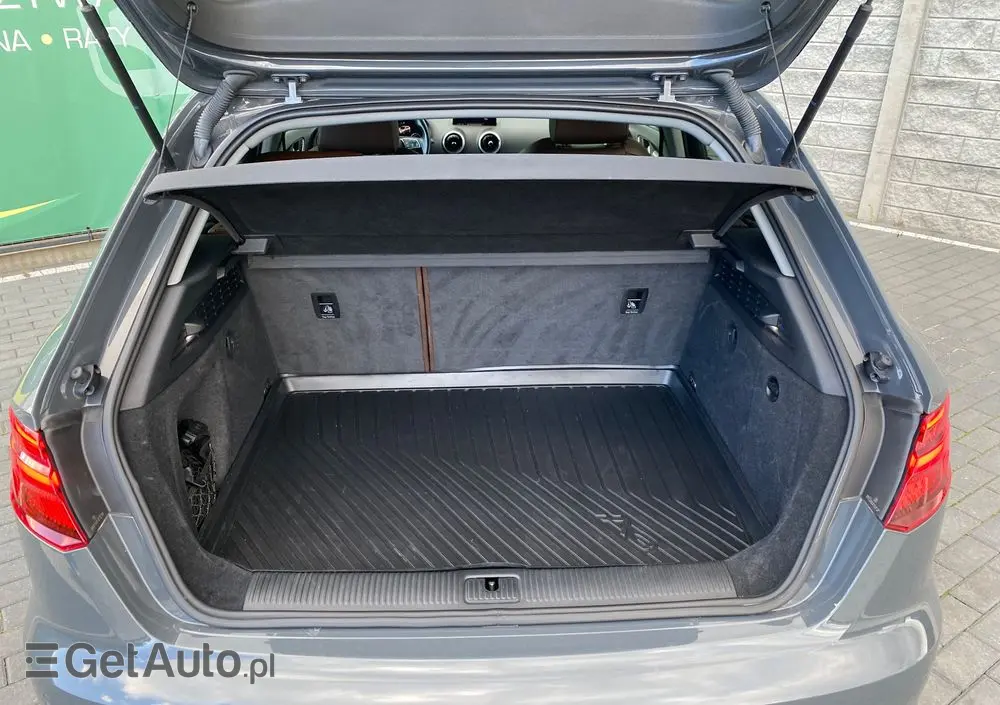 AUDI A3 Sportback 1.6 TDI ultra Attraction