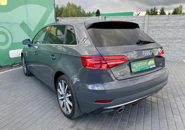 AUDI A3 Sportback 1.6 TDI ultra Attraction