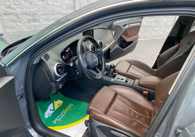 AUDI A3 Sportback 1.6 TDI ultra Attraction