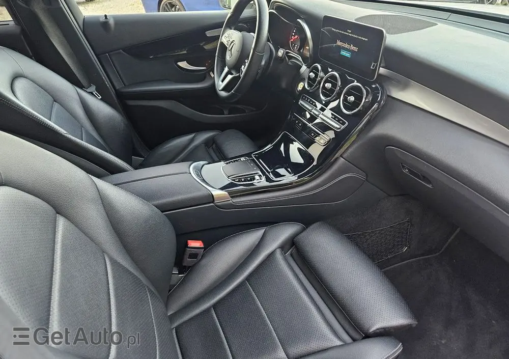 MERCEDES-BENZ GLC 220 d 4Matic 9G-TRONIC