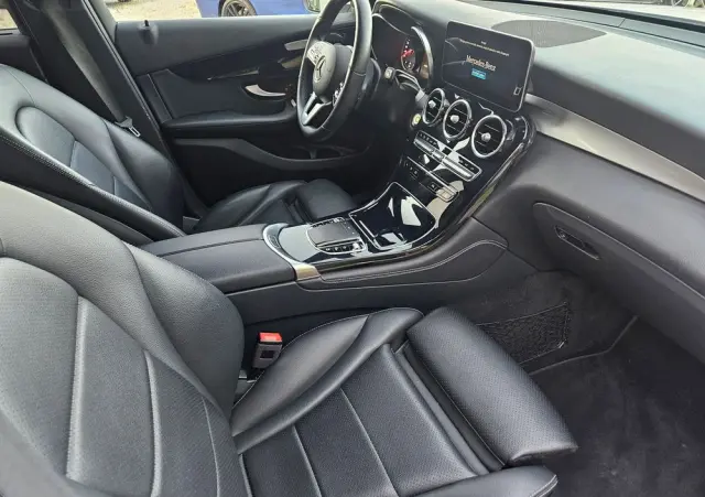 MERCEDES-BENZ GLC 220 d 4Matic 9G-TRONIC