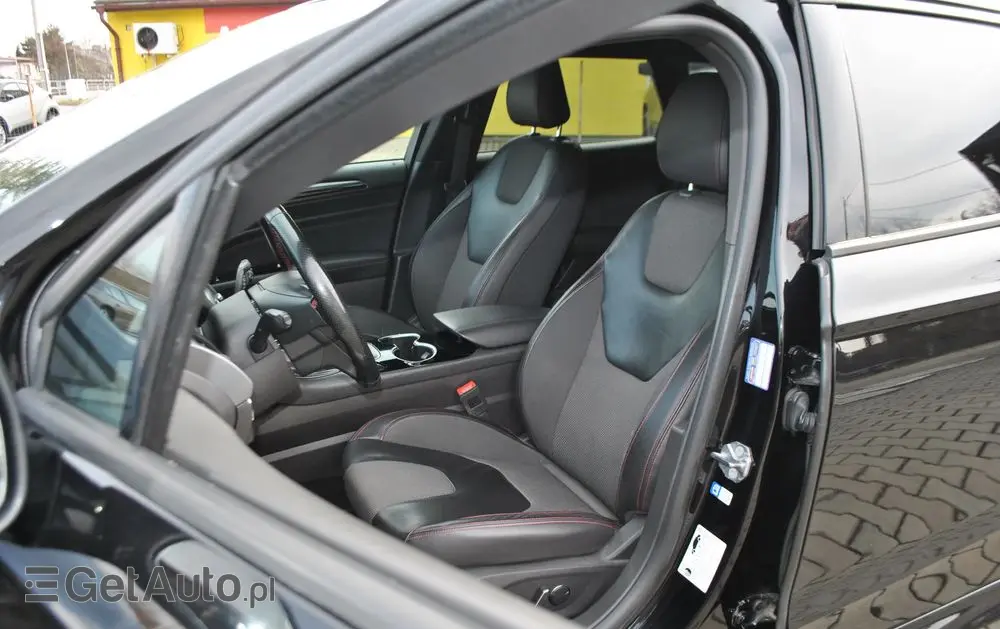 FORD Mondeo 2.0 TDCi STart-Stopp Titanium