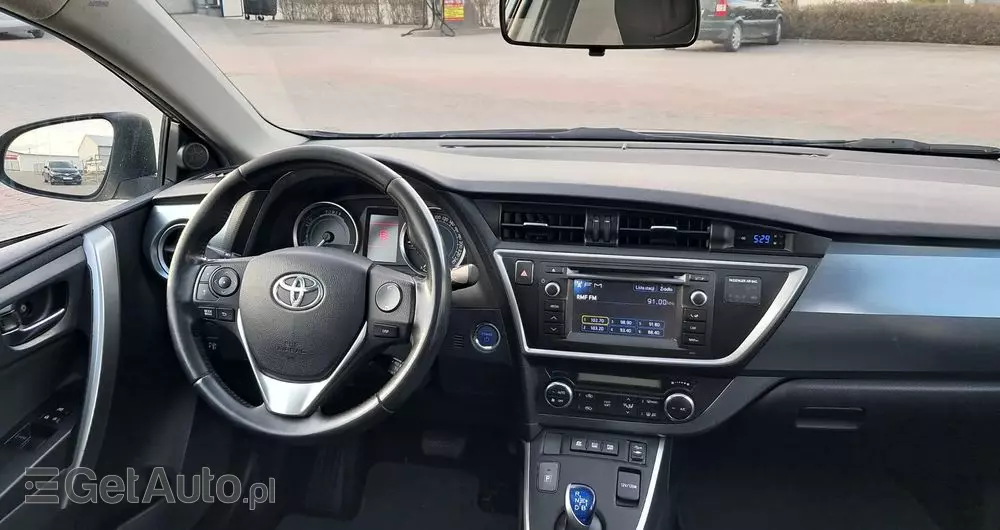 TOYOTA Auris 1.8 VVT-i Hybrid Automatik Comfort