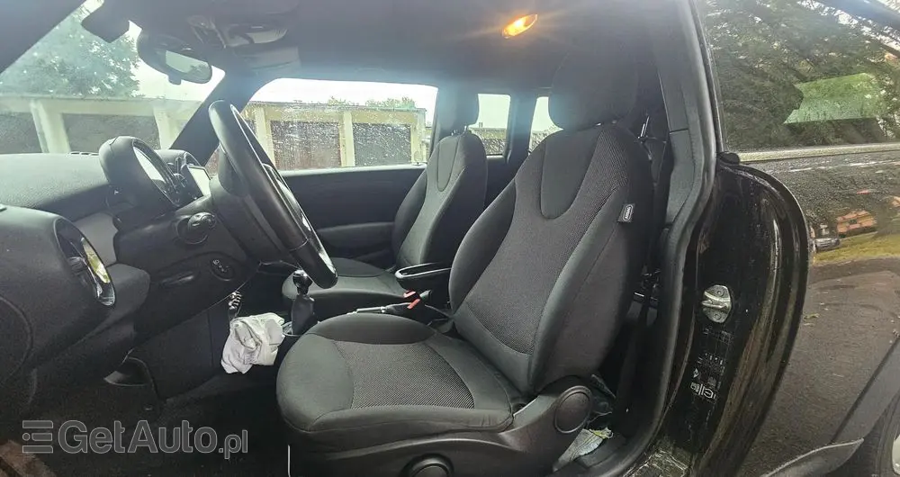 MINI Countryman One D