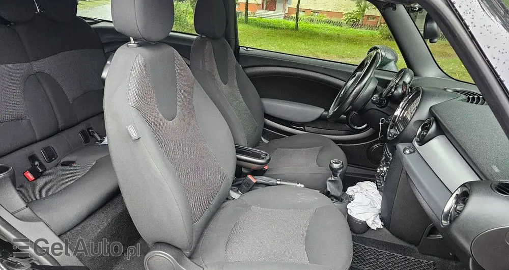 MINI Countryman One D