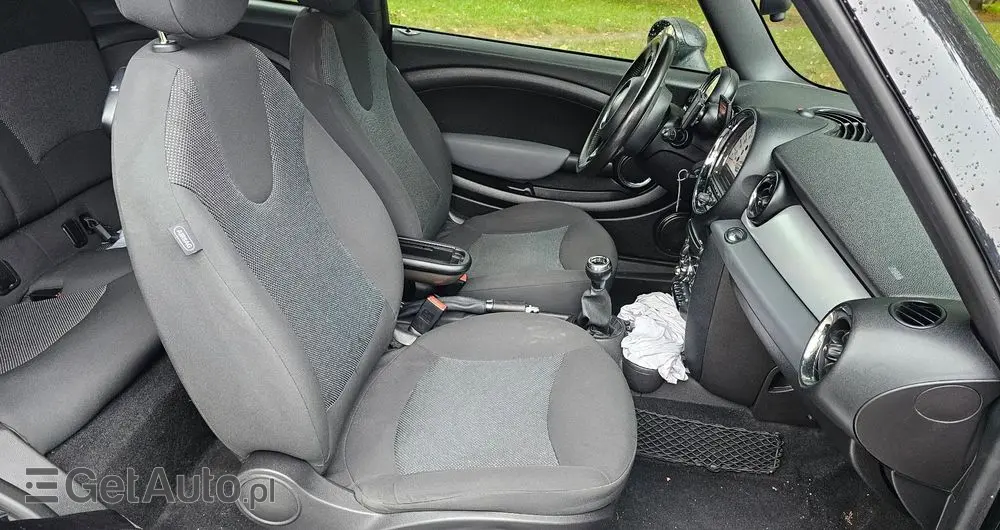 MINI Countryman One D