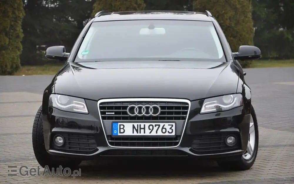 AUDI A4 Limousine Avant 2.0 TFSI Attraction