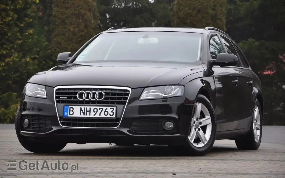 AUDI A4 Limousine Avant 2.0 TFSI Attraction