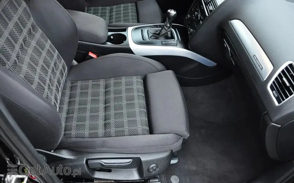 AUDI A4 Limousine Avant 2.0 TFSI Attraction