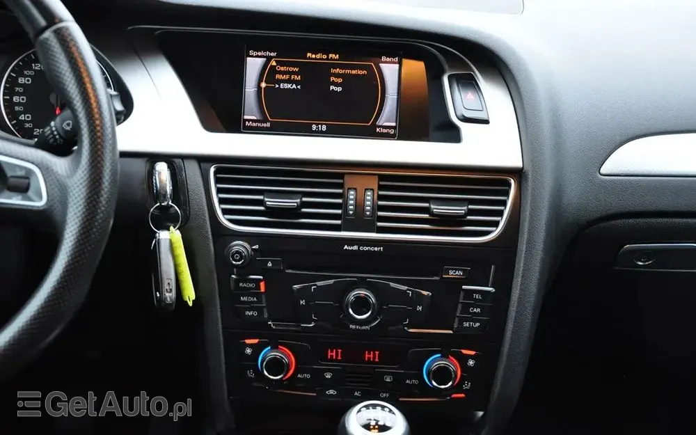 AUDI A4 Limousine Avant 2.0 TFSI Attraction