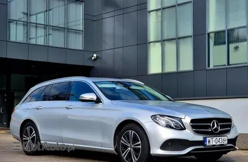 MERCEDES-BENZ Klasa E 
