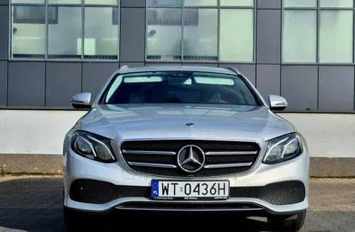 MERCEDES-BENZ Klasa E 