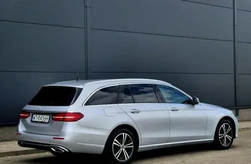 MERCEDES-BENZ Klasa E 