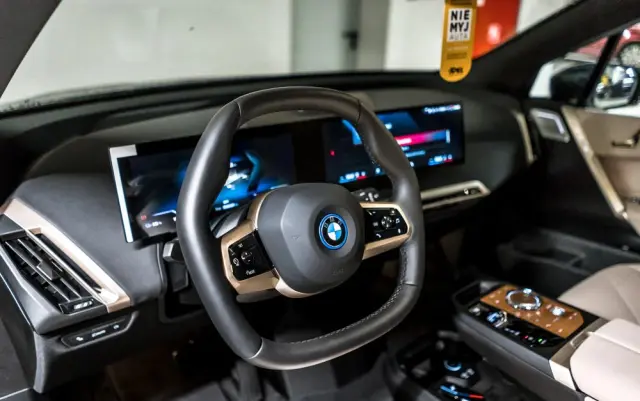 BMW IX M60 111.5kWh