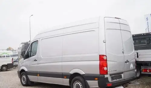 VOLKSWAGEN Crafter 