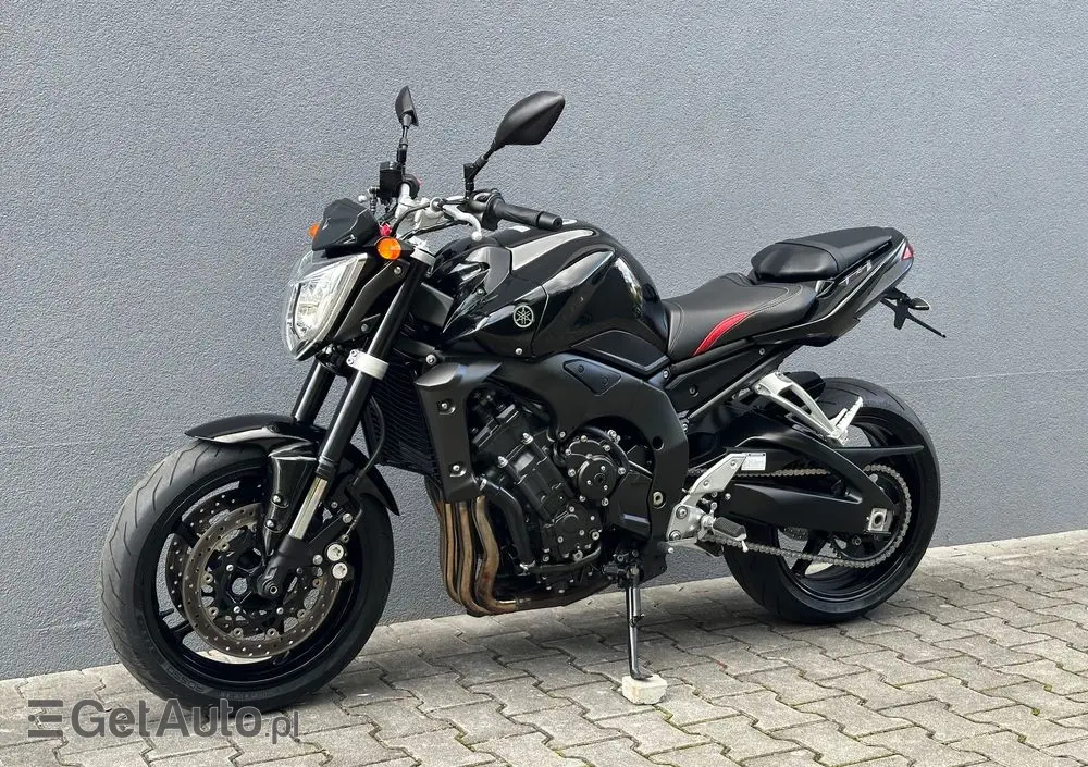 YAMAHA FZ 