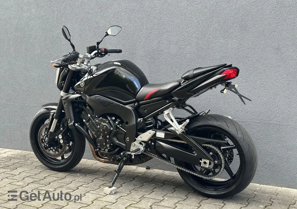 YAMAHA FZ 
