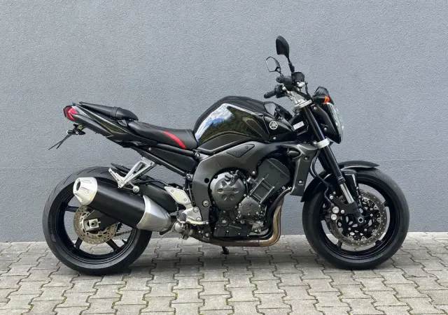 YAMAHA FZ 