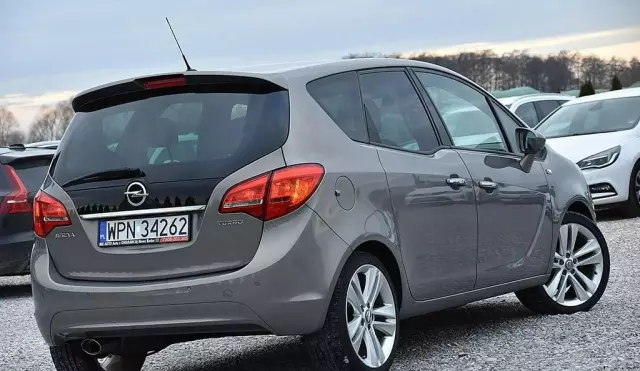 OPEL Meriva 