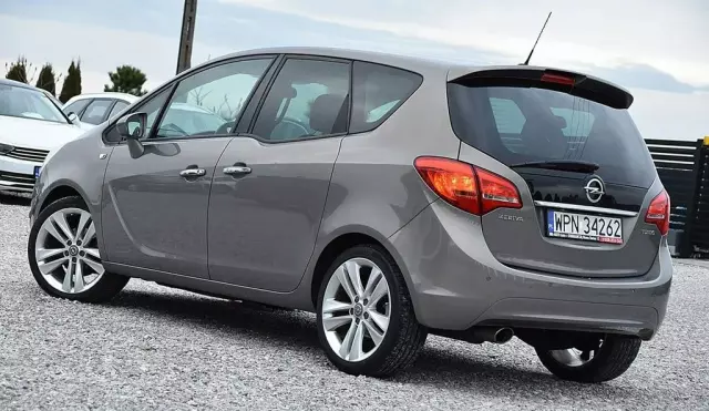 OPEL Meriva 