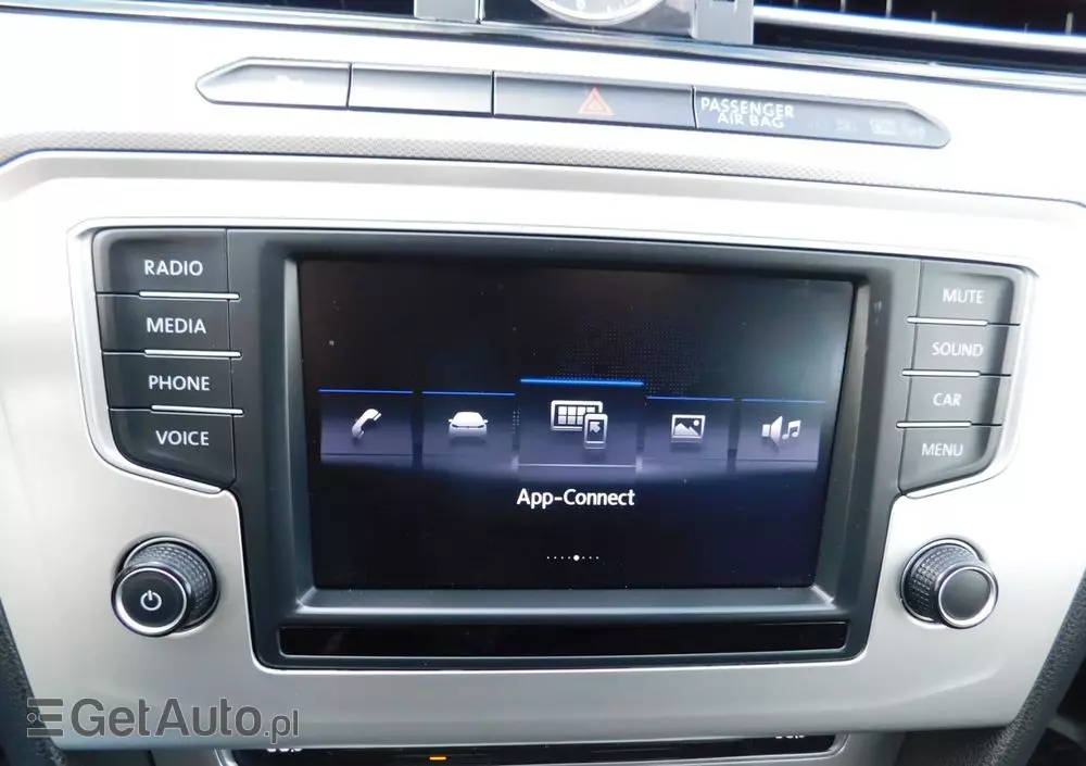 VOLKSWAGEN Passat Variant 2.0 TDI (BlueMotion Technology) Comfortline