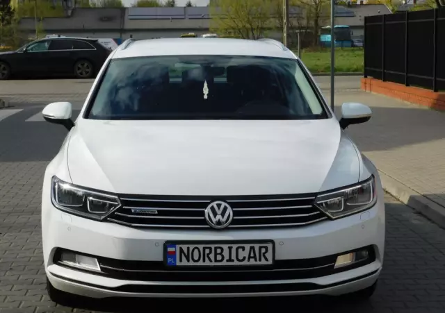 VOLKSWAGEN Passat Variant 2.0 TDI (BlueMotion Technology) Comfortline