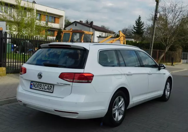 VOLKSWAGEN Passat Variant 2.0 TDI (BlueMotion Technology) Comfortline