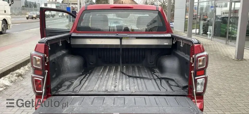 ISUZU D-Max 