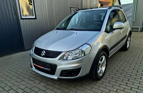 SUZUKI SX4 