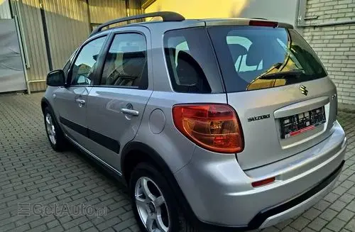 SUZUKI SX4 